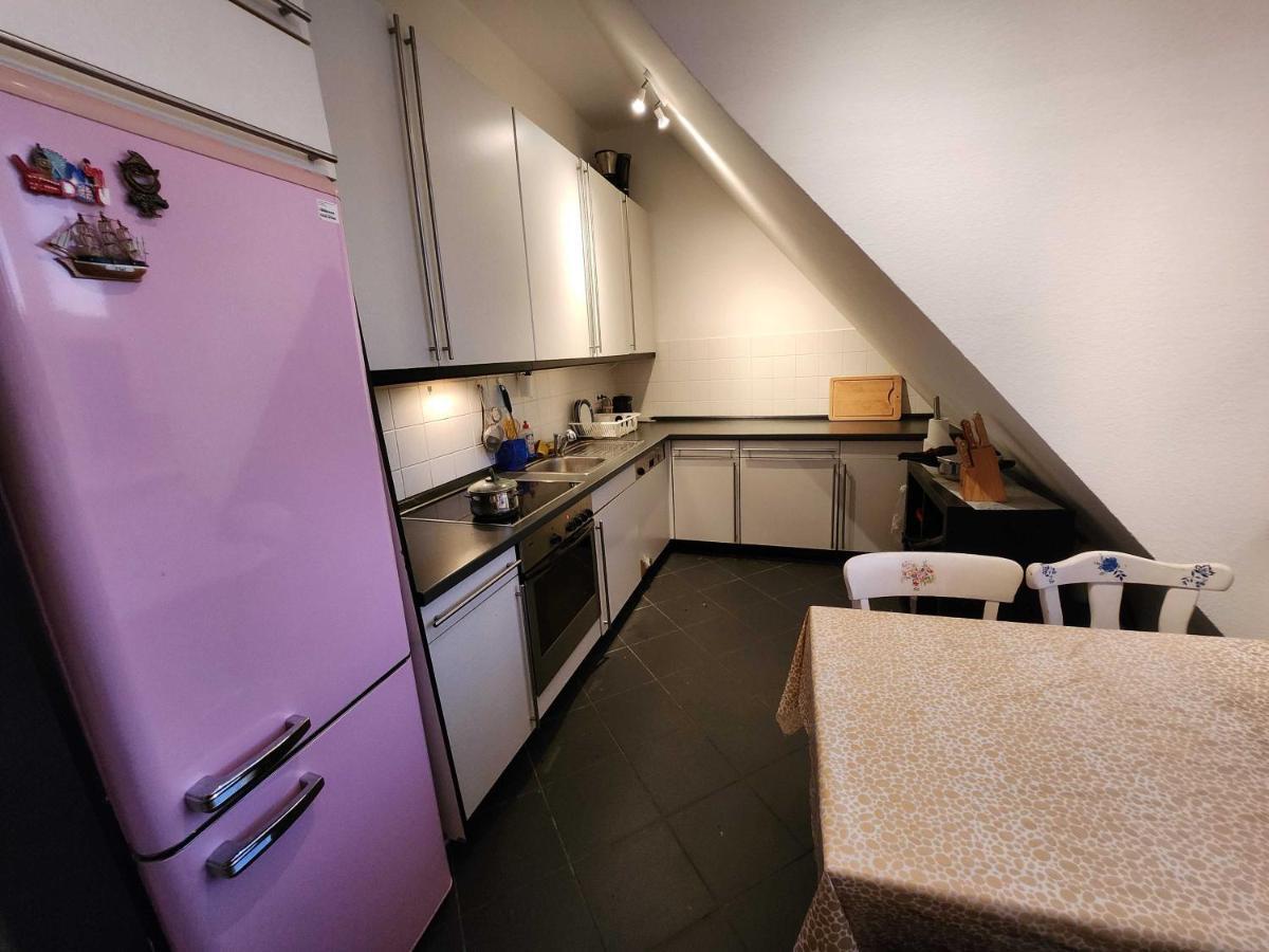 One Private Room Available In A Two Room Apartment In Tegel, برلين المظهر الخارجي الصورة