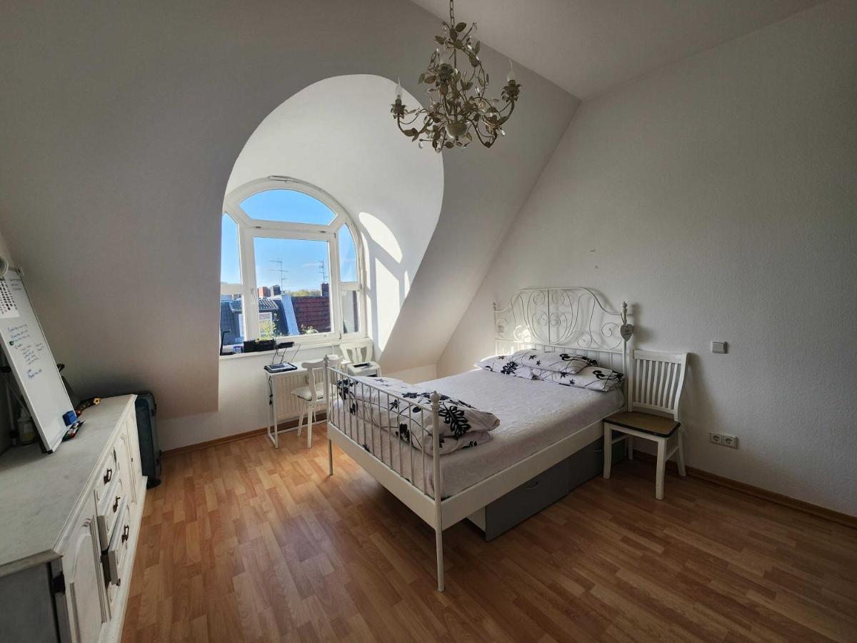 One Private Room Available In A Two Room Apartment In Tegel, برلين المظهر الخارجي الصورة