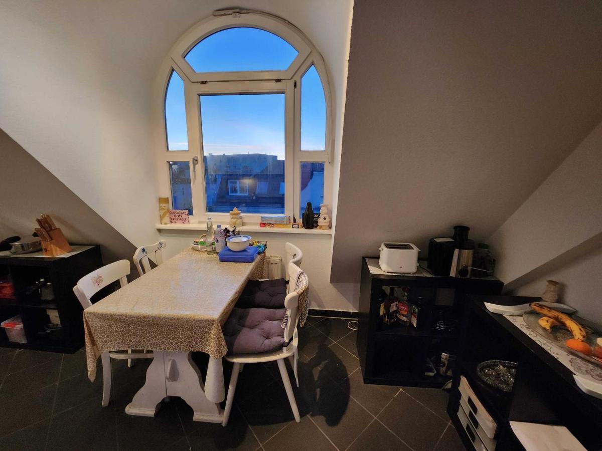 One Private Room Available In A Two Room Apartment In Tegel, برلين المظهر الخارجي الصورة